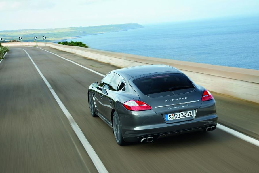  Porsche Panamera Turbo S 2011 года  (фото 23 из 51)